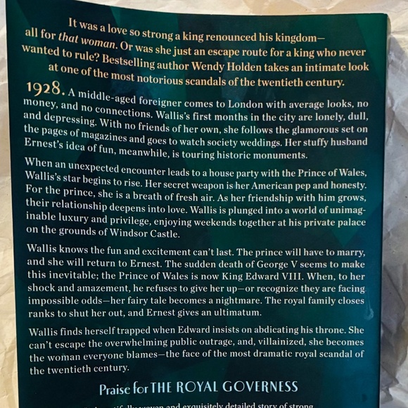 The Duchess paperback (Edward VIII/Wallis-Simpson) - Picture 4 of 5